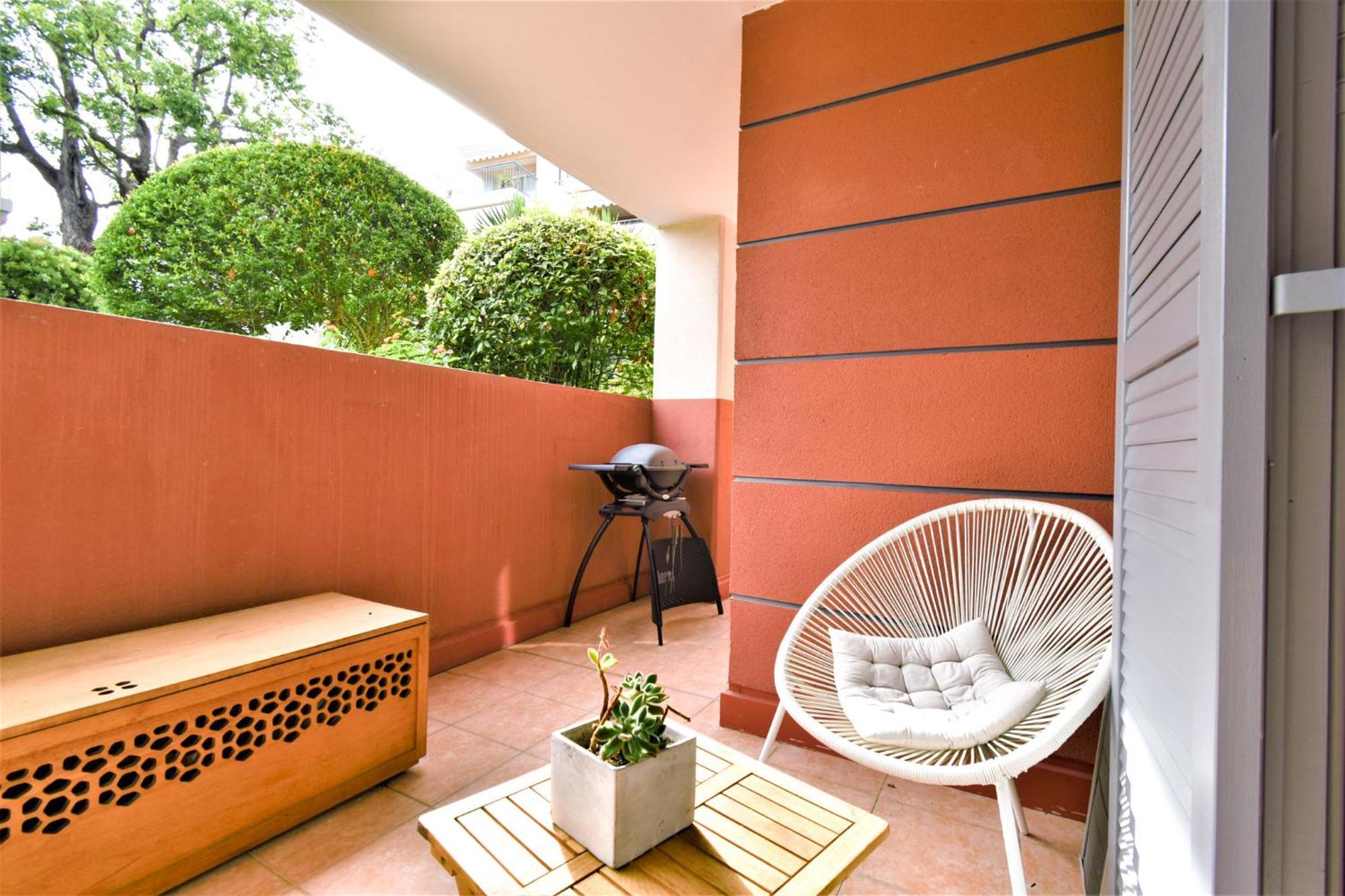 Appartement Le Cap Soleil -Standing - Piscine Collective Et Parking Prive à Roquebrune-Cap-Martin Extérieur photo
